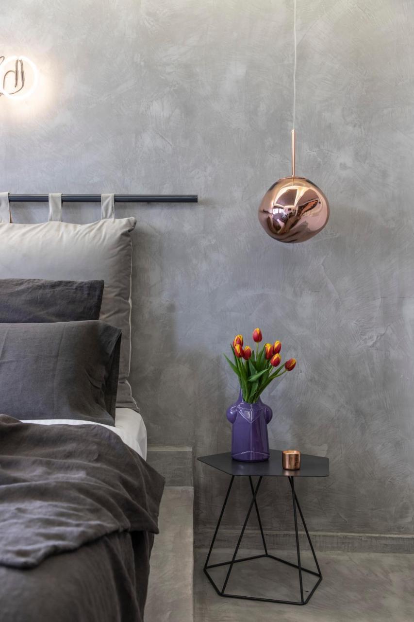 Hotel 14 Reasons Why Atena